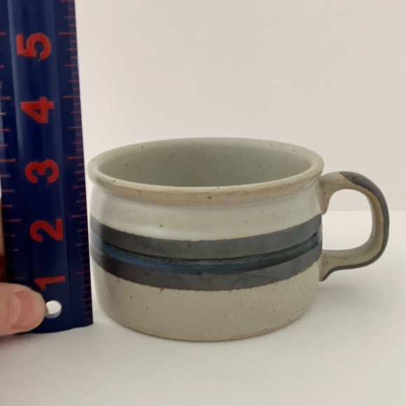 Horizon Otagiri Stoneware Round Soup Mug Blue and Brown Stripes - Picture 4 of 11